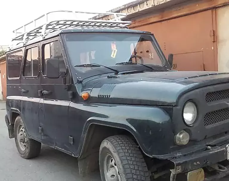 uaz-hanter-1